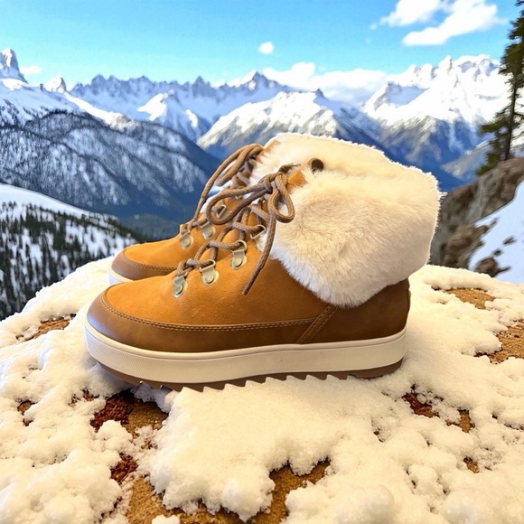 UGG Kookaburra Tinlee Cozy Fur-Lined Tan Lace-Up Boots - Picture 6 of 12